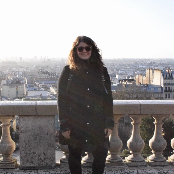 Meet your Posher, Hannah - Picture 1 of 1